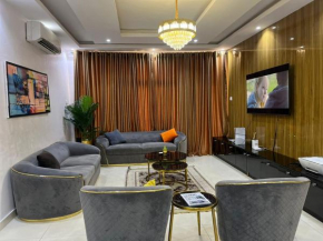 3bedroom with PS5, 24hrs light, Netflix in Cromwell estate, Chevron, lekki